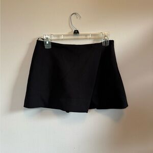 Zara cross over black mini skort